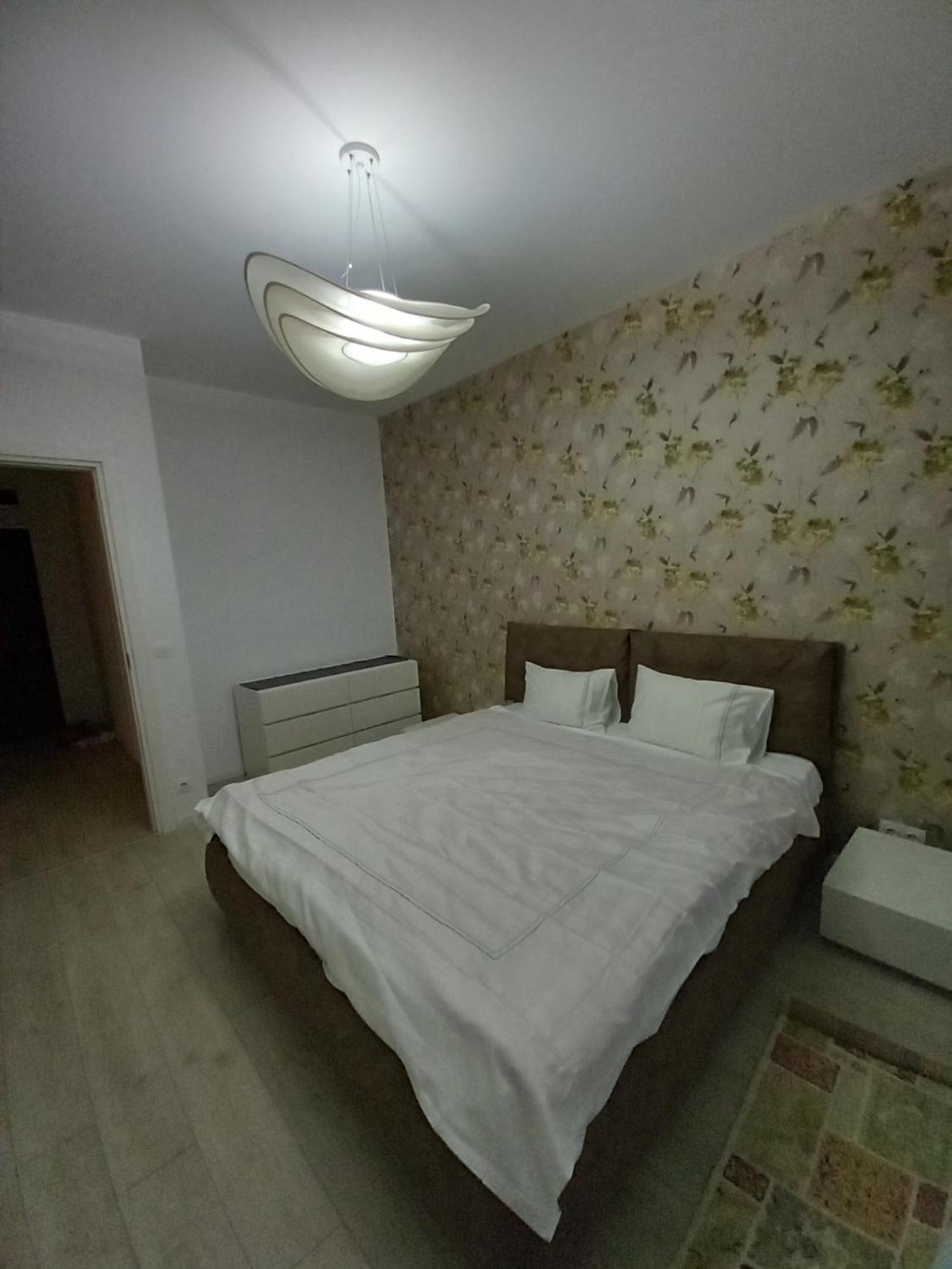 Herastrau Apartment Bucarest Esterno foto